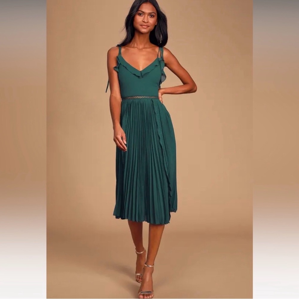 Lulus Size XXS “Never A Dull Moment”  Emerald Green Tie Strap Midi Dress - NWT